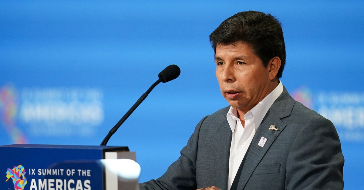 New legal battle brews in Peru as attorney general challenges president