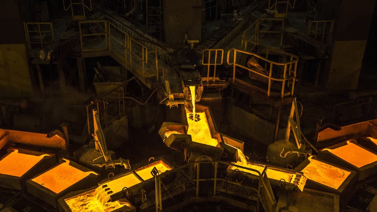 Peru has attracted a slew of foreign investors into its credit market. Here's why